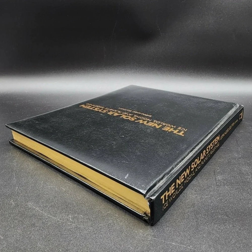 The New Solar System‎ Howard Schneider Hardcover New Old Stk National Geographic